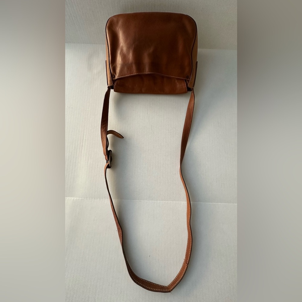 Frye Olivia Leather Crossbody Bag Messenger Saddle Style Purse - Picture 9 of 17